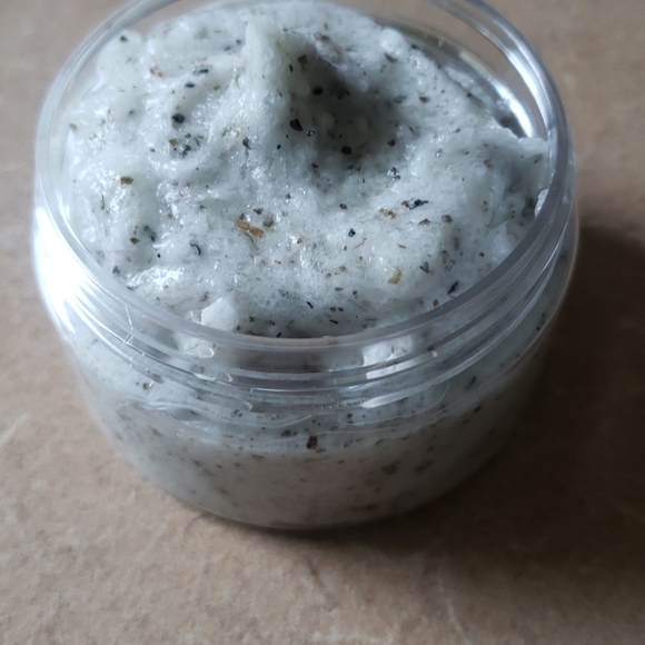Green tea facial scrub - Picture 3 of 4